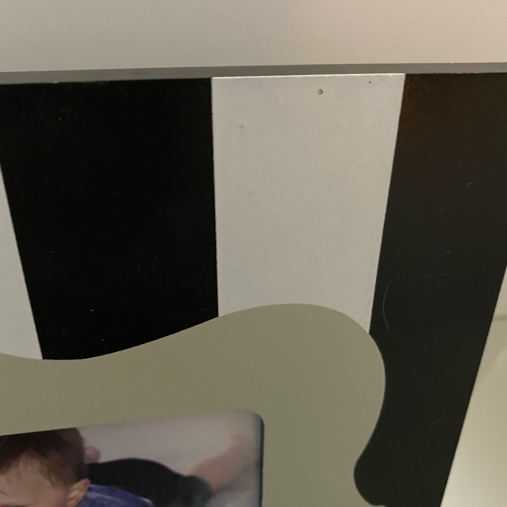 Black & White Striped 4X6 Picture Frame - Picture 3 of 5